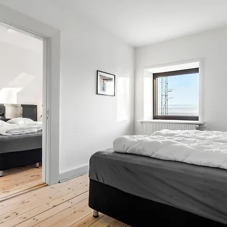 3 Bedroom Pet Friendly In