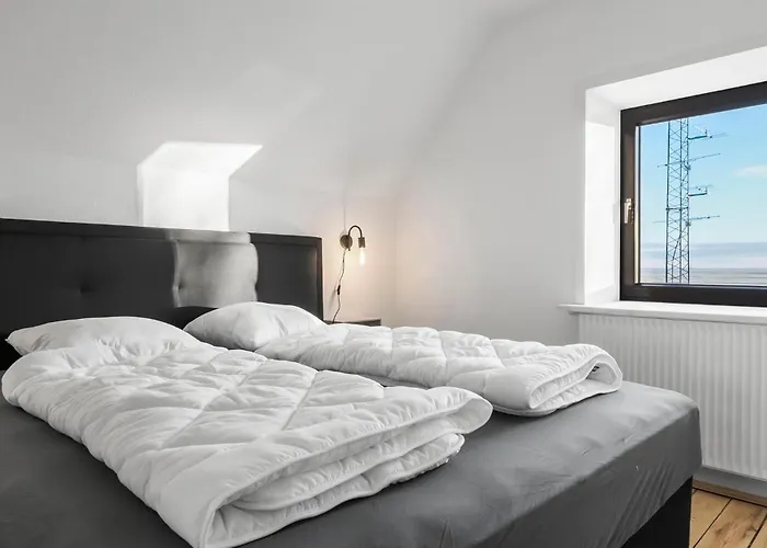 3 Bedroom Pet Friendly In Holiday home *