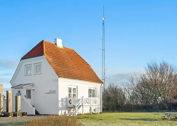 3 Bedroom Pet Friendly In